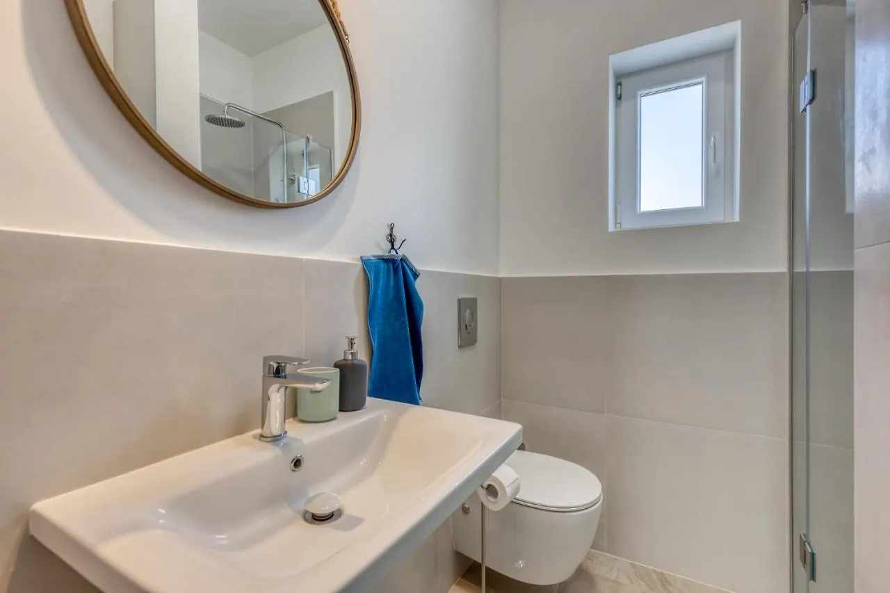 Villa Vela Muline - 8 Plus 2 Guests - Heated Pool Ugljan