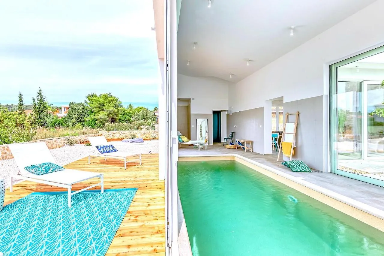 Villa Vela Muline - 8 Plus 2 Guests - Heated Pool أوغليان