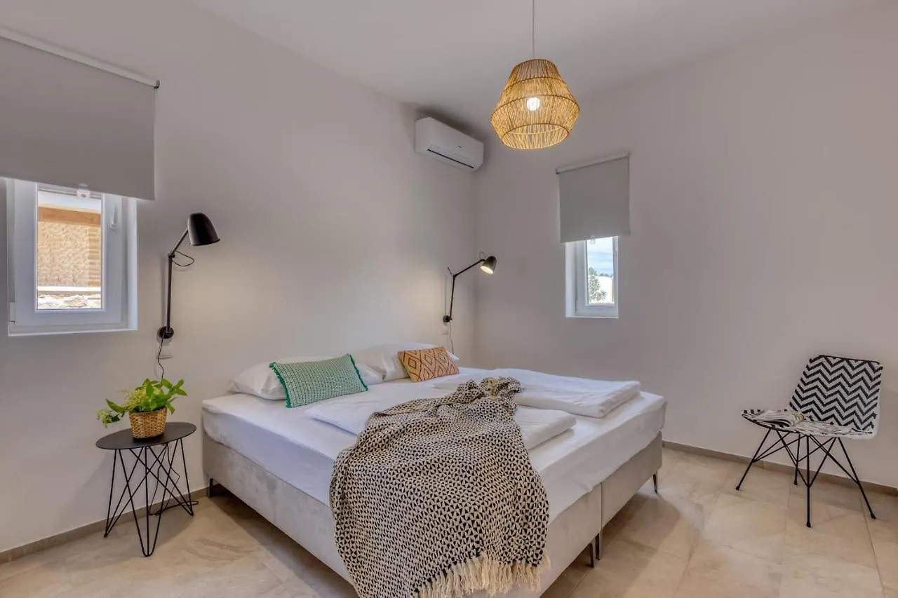 Villa Vela Muline - 8 Plus 2 Guests - Heated Pool أوغليان