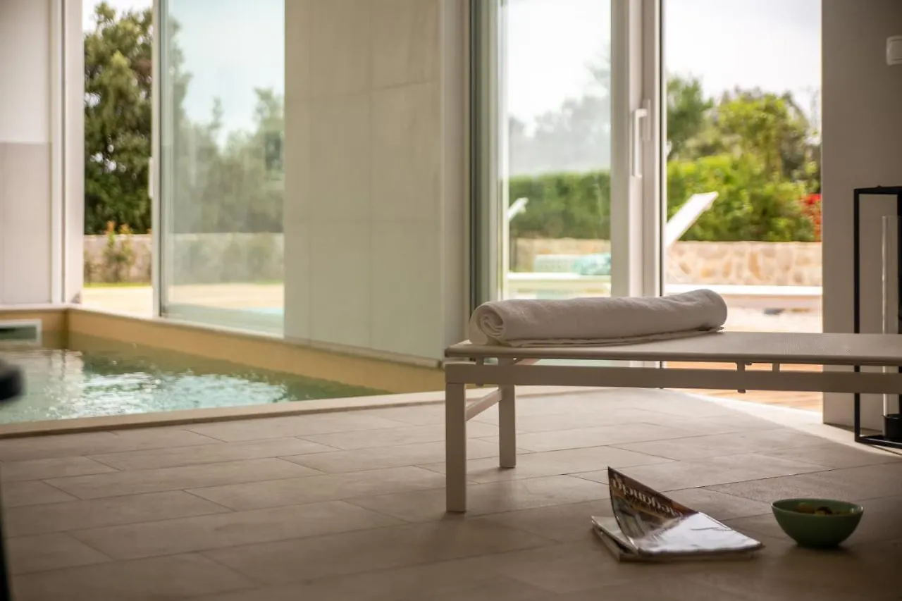 Villa Vela Muline - 8 Plus 2 Guests - Heated Pool